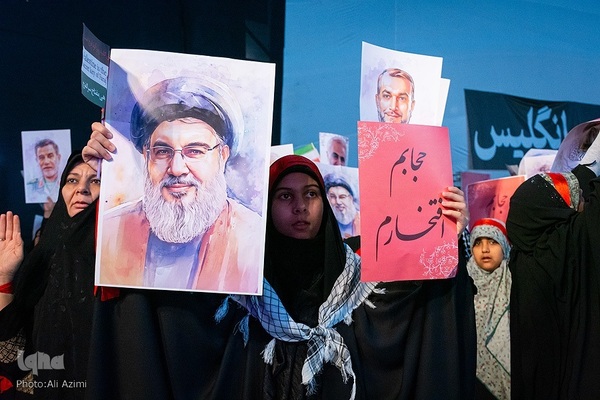 اجتماع بزرگ دختران حاج قاسم در اصفهان