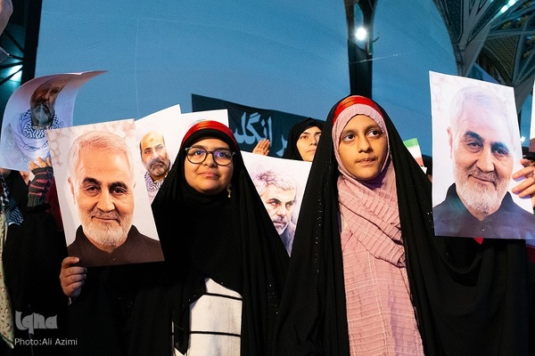 اجتماع بزرگ دختران حاج قاسم در اصفهان