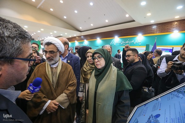 سومین نمایشگاه دستاوردها و ظرفیت‌های شرکت‌های دانش‌بنیان و خلاق