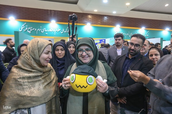 سومین نمایشگاه دستاوردها و ظرفیت‌های شرکت‌های دانش‌بنیان و خلاق