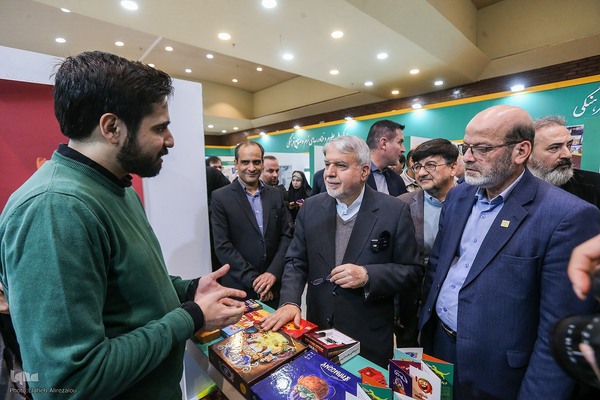 سومین نمایشگاه دستاوردها و ظرفیت‌های شرکت‌های دانش‌بنیان و خلاق