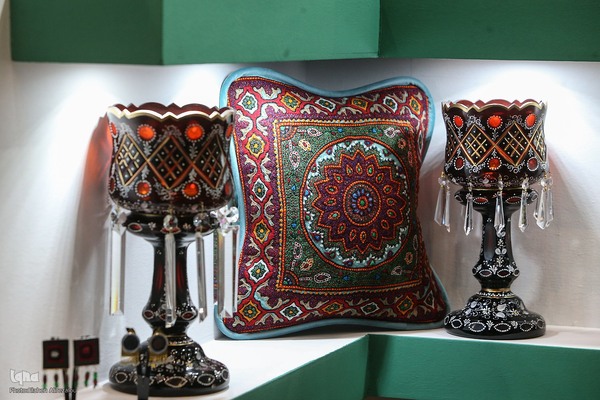 سومین نمایشگاه دستاوردها و ظرفیت‌های شرکت‌های دانش‌بنیان و خلاق