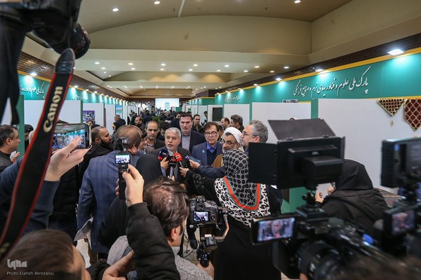 سومین نمایشگاه دستاوردها و ظرفیت‌های شرکت‌های دانش‌بنیان و خلاق