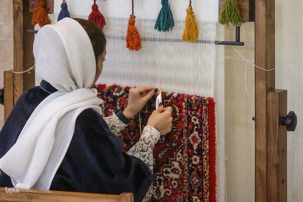 سومین نمایشگاه دستاوردها و ظرفیت‌های شرکت‌های دانش‌بنیان و خلاق