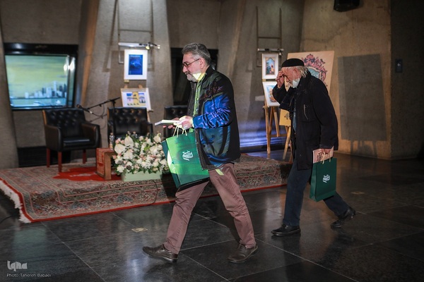 یادمان خواجوی کرمانی در برج آزادی