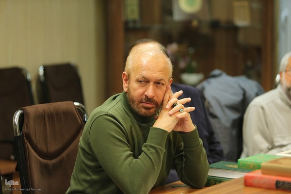 نشست هم اندیشی با اساتید جلسات قرآن کریم تهران