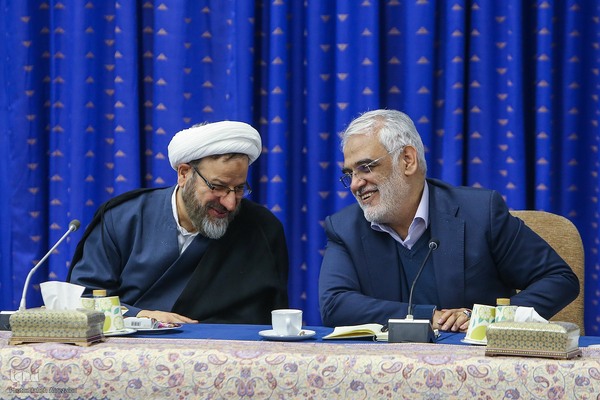 جلسه شورای عالی انقلاب فرهنگی