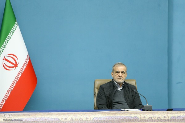 جلسه شورای عالی انقلاب فرهنگی