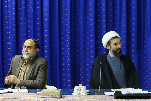 جلسه شورای عالی انقلاب فرهنگی