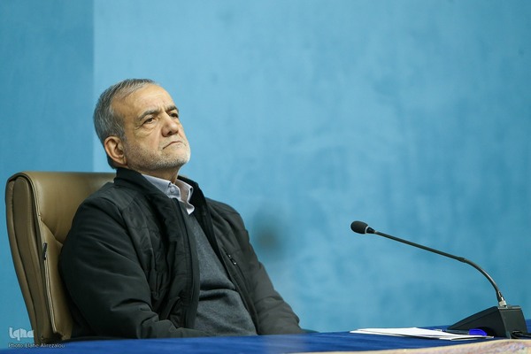 جلسه شورای عالی انقلاب فرهنگی