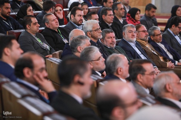 همایش «گفت‌وگوی ملی درباره وفاق ملی»