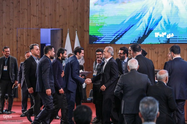 همایش «گفت‌وگوی ملی درباره وفاق ملی»