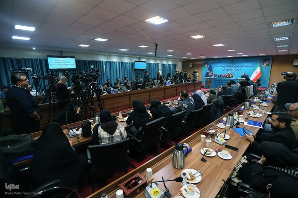 نشست خبری سید عباس صالحی وزیر فرهنگ و ارشاد اسلامی