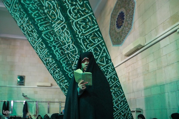 مراسم اعمال ام داوود در مسجد دانشگاه تهران و شریف