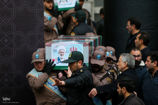 مراسم تشییع پیکر علی رازینی و محمد مقیسه