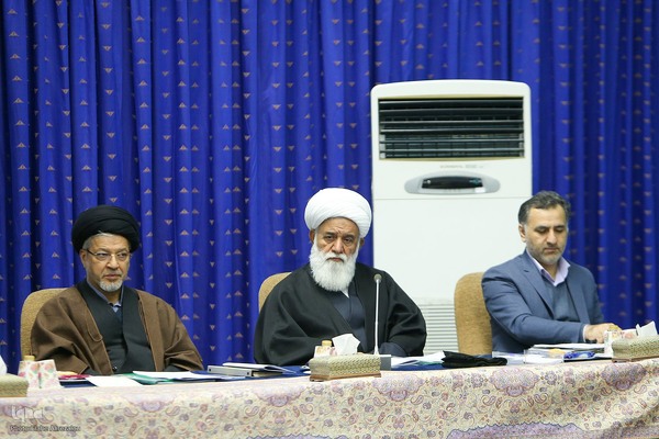 جلسه شورای عالی انقلاب فرهنگی