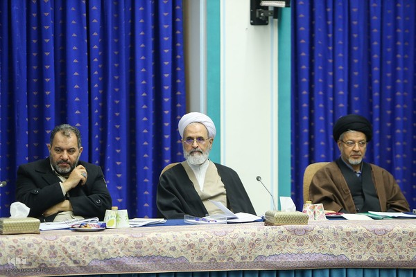 جلسه شورای عالی انقلاب فرهنگی