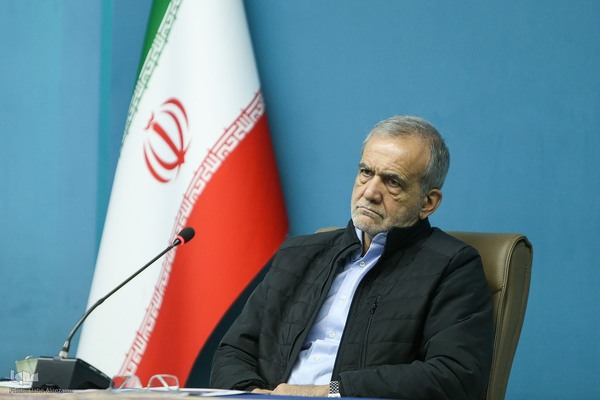 جلسه شورای عالی انقلاب فرهنگی