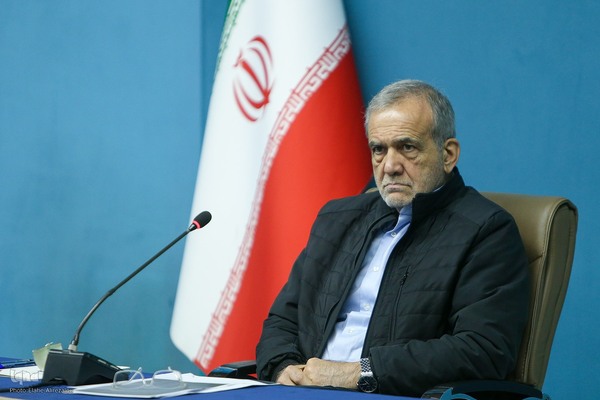 جلسه شورای عالی انقلاب فرهنگی