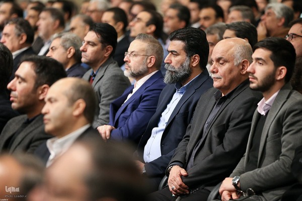 دیدار تولیدکنندگان و فعالان اقتصادی بخش خصوصی