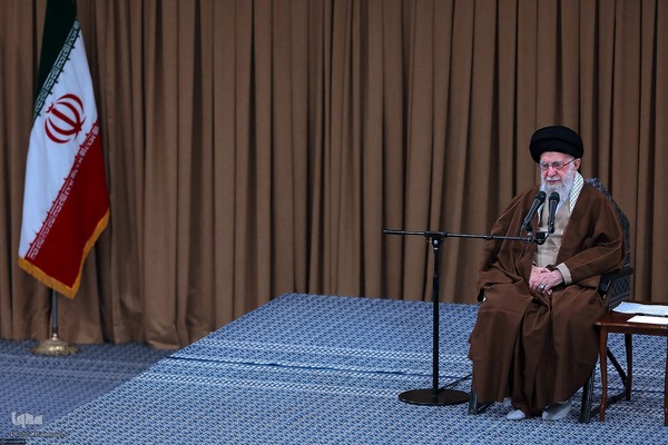 دیدار تولیدکنندگان و فعالان اقتصادی بخش خصوصی