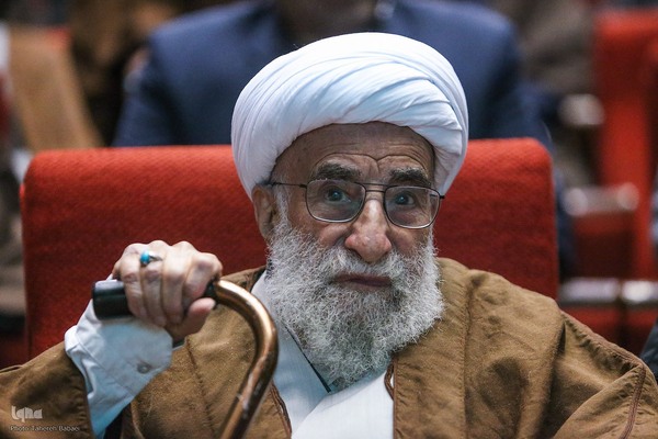 همایش ملی «خادمان حضور»