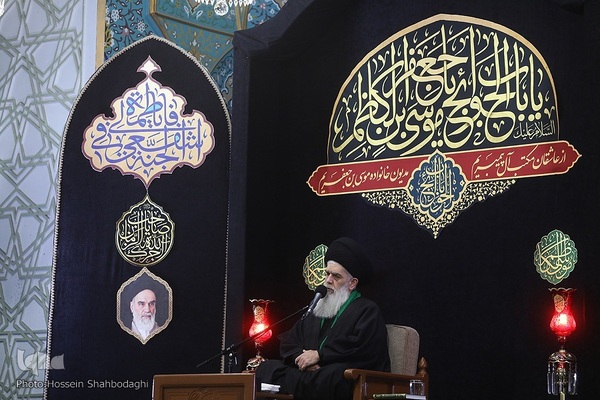 حال و هوای حرم کریمه اهل بیت(ع) در شب شهادت پدر بزرگوارشان