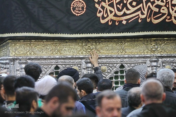 حال و هوای حرم کریمه اهل بیت(ع) در شب شهادت پدر بزرگوارشان
