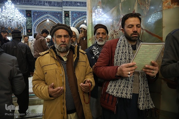 حال و هوای حرم کریمه اهل بیت(ع) در شب شهادت پدر بزرگوارشان