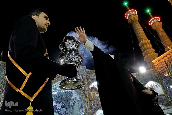 حال و هوای حرم کریمه اهل بیت(ع) در شب شهادت پدر بزرگوارشان