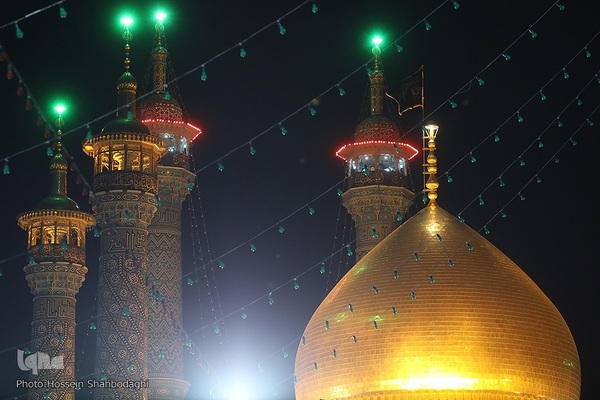 حال و هوای حرم کریمه اهل بیت(ع) در شب شهادت پدر بزرگوارشان