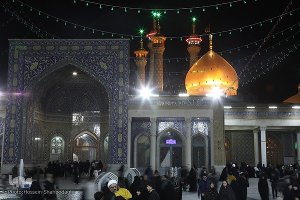 حال و هوای حرم کریمه اهل بیت(ع) در شب شهادت پدر بزرگوارشان