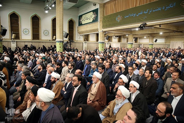 دیدار مسئولان نظام و سفرای کشورهای اسلامی با رهبر معظم انقلاب اسلامی