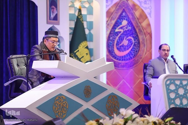 رقابت آقایان در دومین روز از مسابقات بین‌المللی قرآن /۲