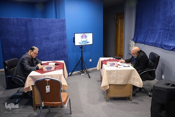 رقابت آقایان در دومین روز از مسابقات بین‌المللی قرآن /۲