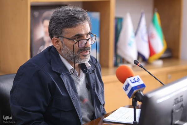 جلسه بررسی نقش جهاددانشگاهی به عنوان حلقه میانی بین دانشگاه، صنعت و جامعه