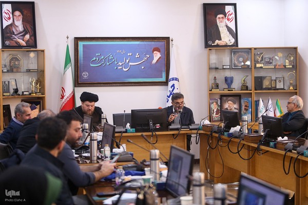 جلسه بررسی نقش جهاددانشگاهی به عنوان حلقه میانی بین دانشگاه، صنعت و جامعه