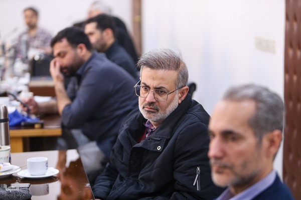 جلسه بررسی نقش جهاددانشگاهی به عنوان حلقه میانی بین دانشگاه، صنعت و جامعه