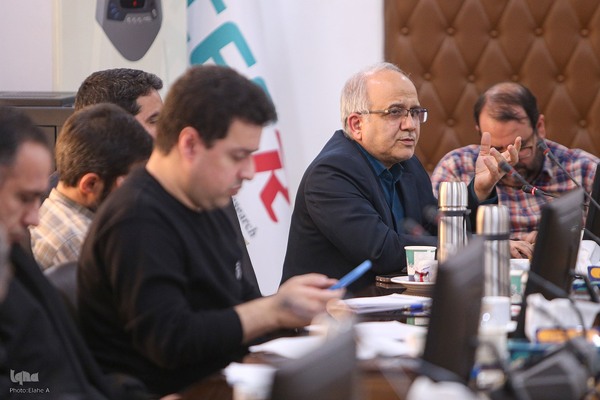 جلسه بررسی نقش جهاددانشگاهی به عنوان حلقه میانی بین دانشگاه، صنعت و جامعه