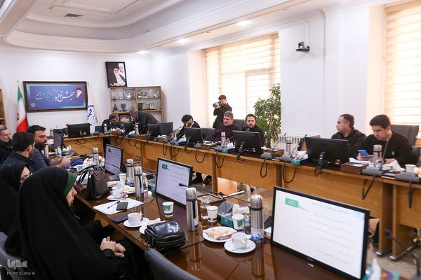 جلسه بررسی نقش جهاددانشگاهی به عنوان حلقه میانی بین دانشگاه، صنعت و جامعه