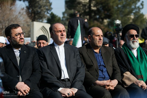 گلباران جایگاه جلوس امام خمینی(ره)