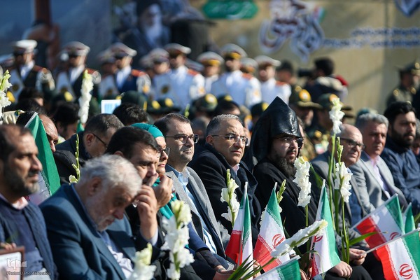 گلباران جایگاه جلوس امام خمینی(ره)