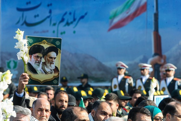 گلباران جایگاه جلوس امام خمینی(ره)