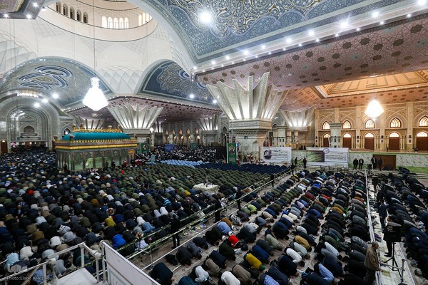 نماز جمعه تهران ۱۲ بهمن در حرم امام خمینی(ره)