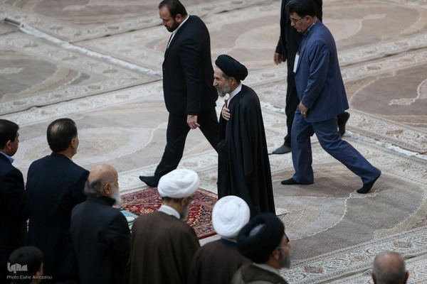 نماز جمعه تهران ۱۲ بهمن در حرم امام خمینی(ره)