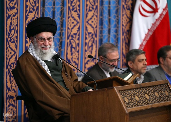 دیدار شرکت‌کنندگان مسابقات بین‌المللی قرآن کریم با رهبر معظم انقلاب