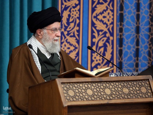 دیدار شرکت‌کنندگان مسابقات بین‌المللی قرآن کریم با رهبر معظم انقلاب