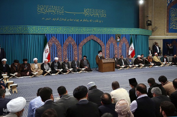 دیدار شرکت‌کنندگان مسابقات بین‌المللی قرآن کریم با رهبر معظم انقلاب