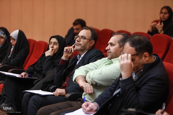 فینال سیزدهمین دوره مسابقات ملی مناظره دانشجویان ایران در مرحله دانشگاهی