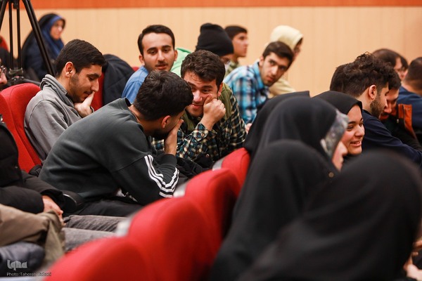 فینال سیزدهمین دوره مسابقات ملی مناظره دانشجویان ایران در مرحله دانشگاهی